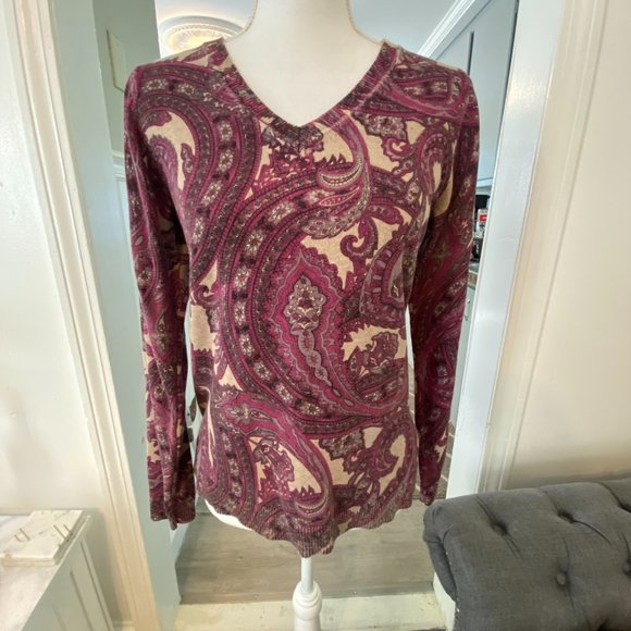 Croft & Barrow V-neck Multicolored Sweater - Picture 2 of 5